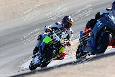 media/Jan-08-2022-SoCal Trackdays (Sat) [[1ec2777125]]/Turn 10 (2pm)/